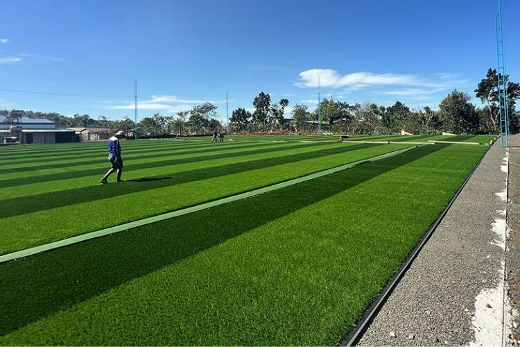 Thi công sân cỏ nhân tạo